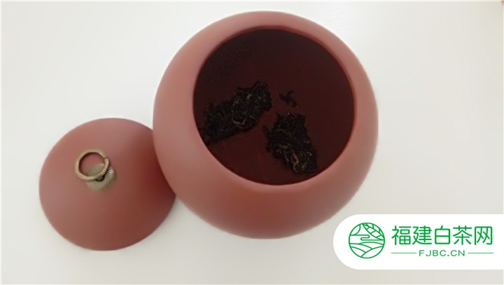 高端紫砂壶清洗茶垢，会破坏包浆吗？